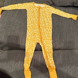 Little Sleepies golden poppies 12-18 months Zippy